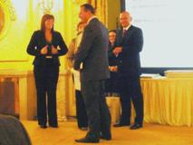Uroczyste wręczenie dyplomu